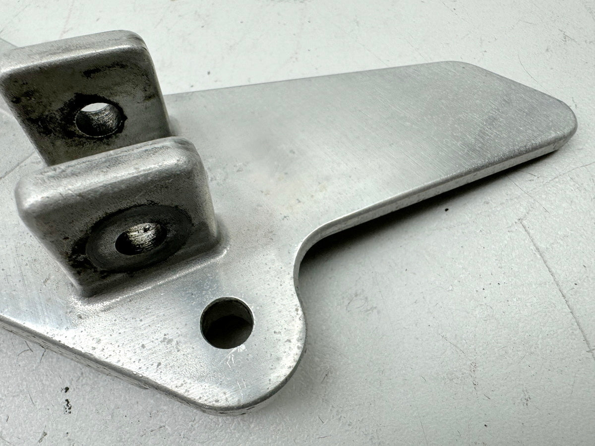 HONDA NTV 650 RC33 REVERE Reposapiés del conductor izquierdo Soporte Estribera