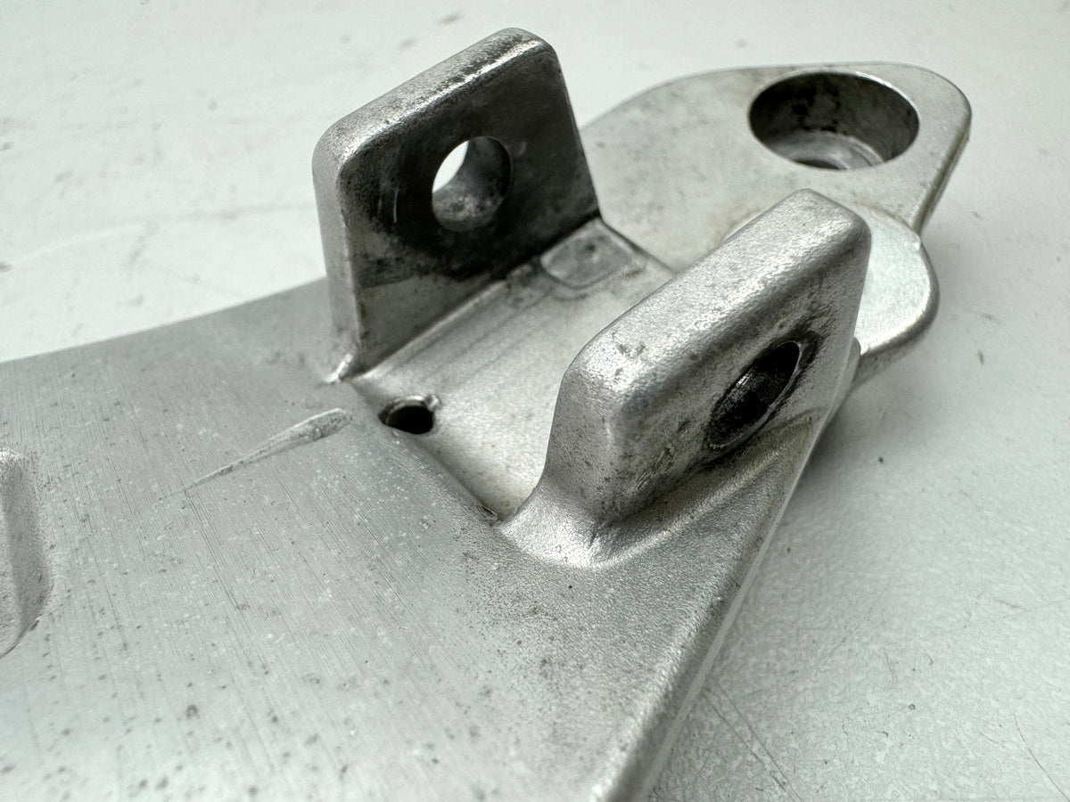 HONDA NTV 650 RC33 REVERE Reposapiés del conductor izquierdo Soporte Estribera