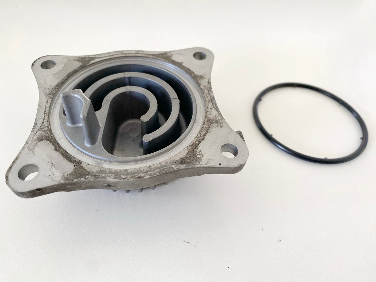 HONDA CBF 600 S ABS PC43 Enfriador de aceite Tapa de motor Cubierta Intercambiador de calor de motor