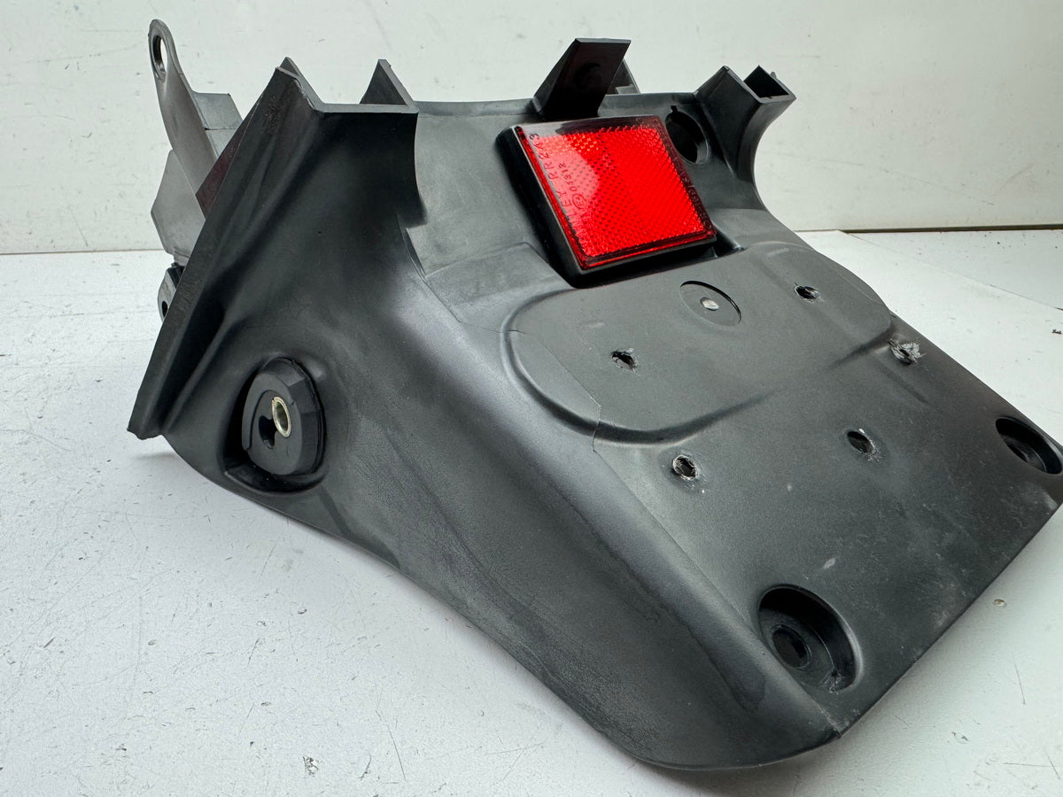HONDA NTV 650 RC33 REVERE Soporte de matrícula Guardabarros Cubierta del paso de rueda