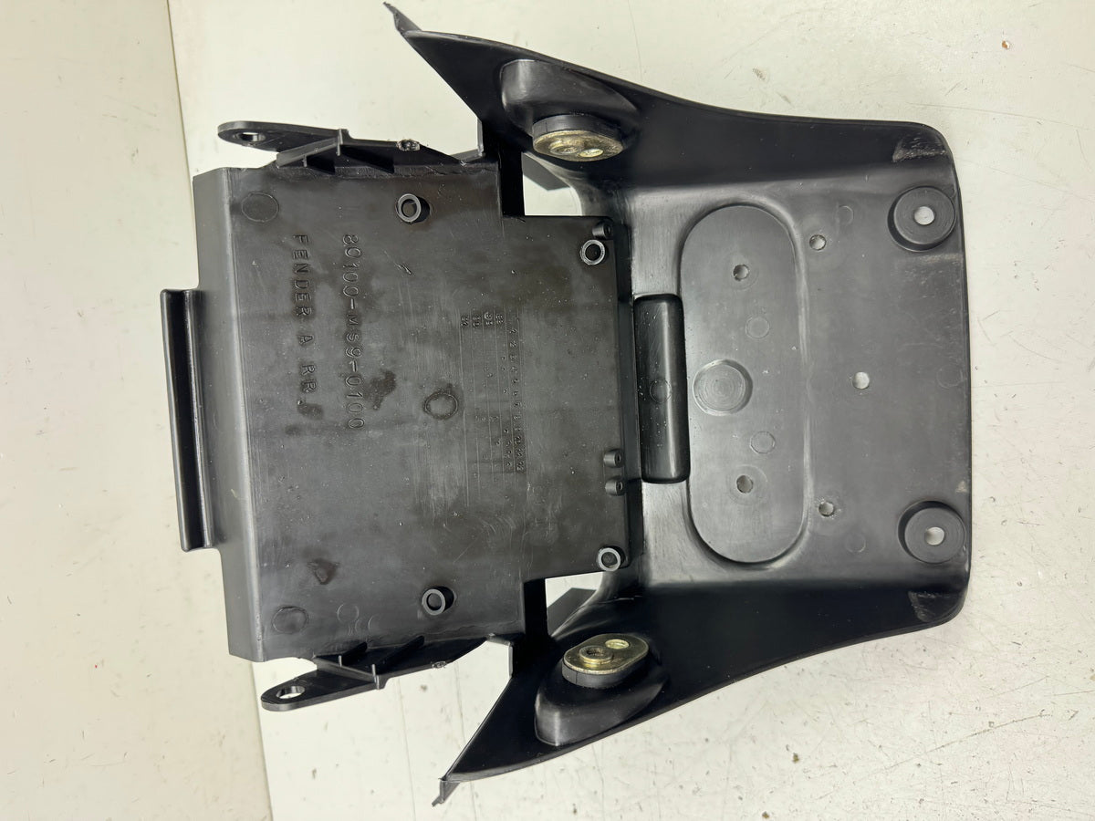HONDA NTV 650 RC33 REVERE Soporte de matrícula Guardabarros Cubierta del paso de rueda