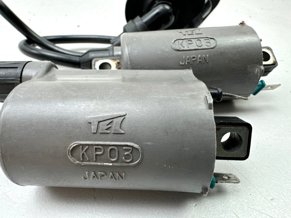 KAWASAKI EL 250 B Eliminator Zündspule rechts links Satz Zündkerzenstecker