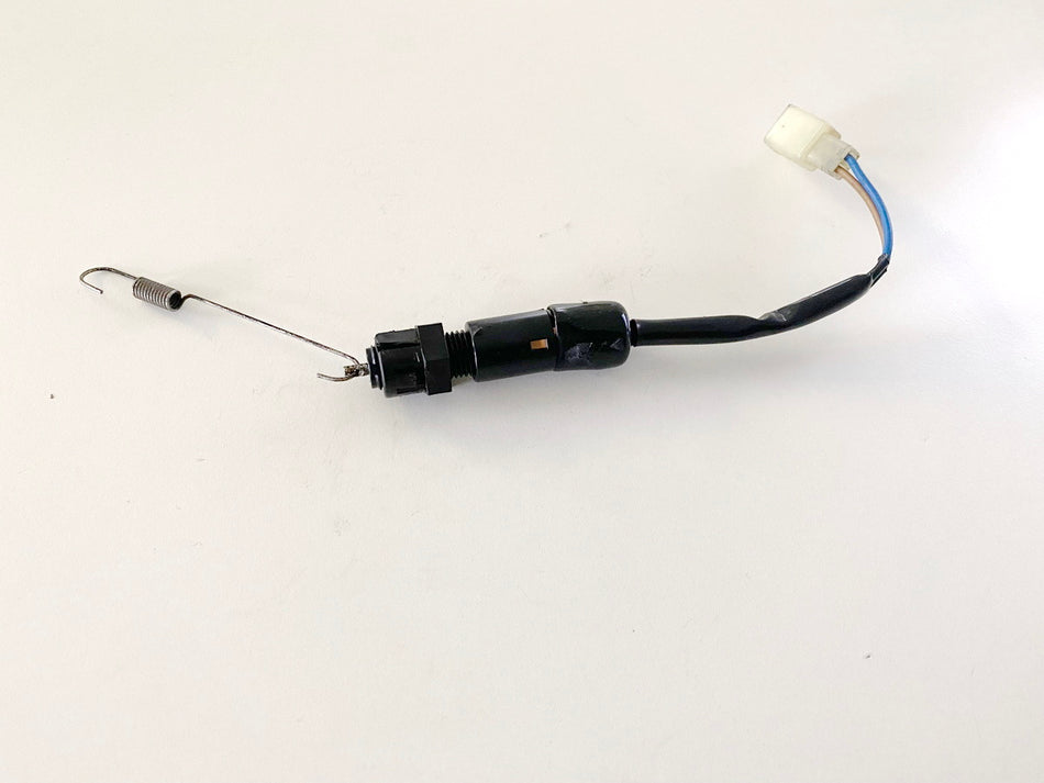 KAWASAKI ZZR 1100 D ZXT10D G Rear Brake Light Switch Stop Switch Brake Cylinder