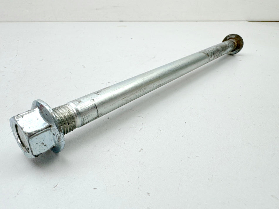 KAWASAKI EL 250 B Eliminator Schwingachse Schwinge Achse (für Rahmen)