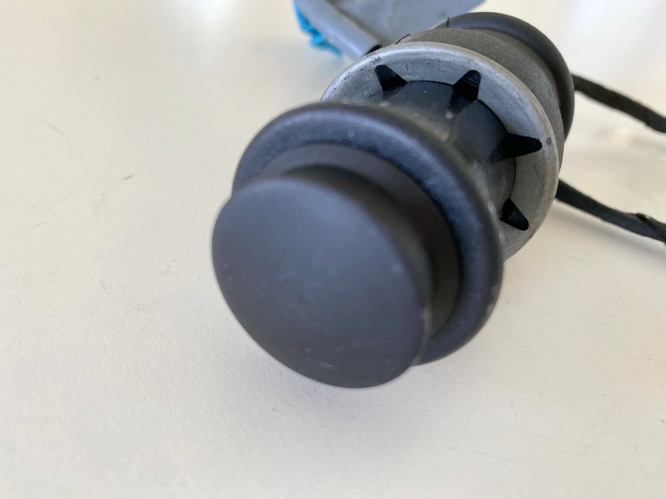 BMW C1 125 200 ABS, toma de corriente de a bordo en el compartimento de almacenamiento izquierdo, toma de corriente, juego de cables, cable