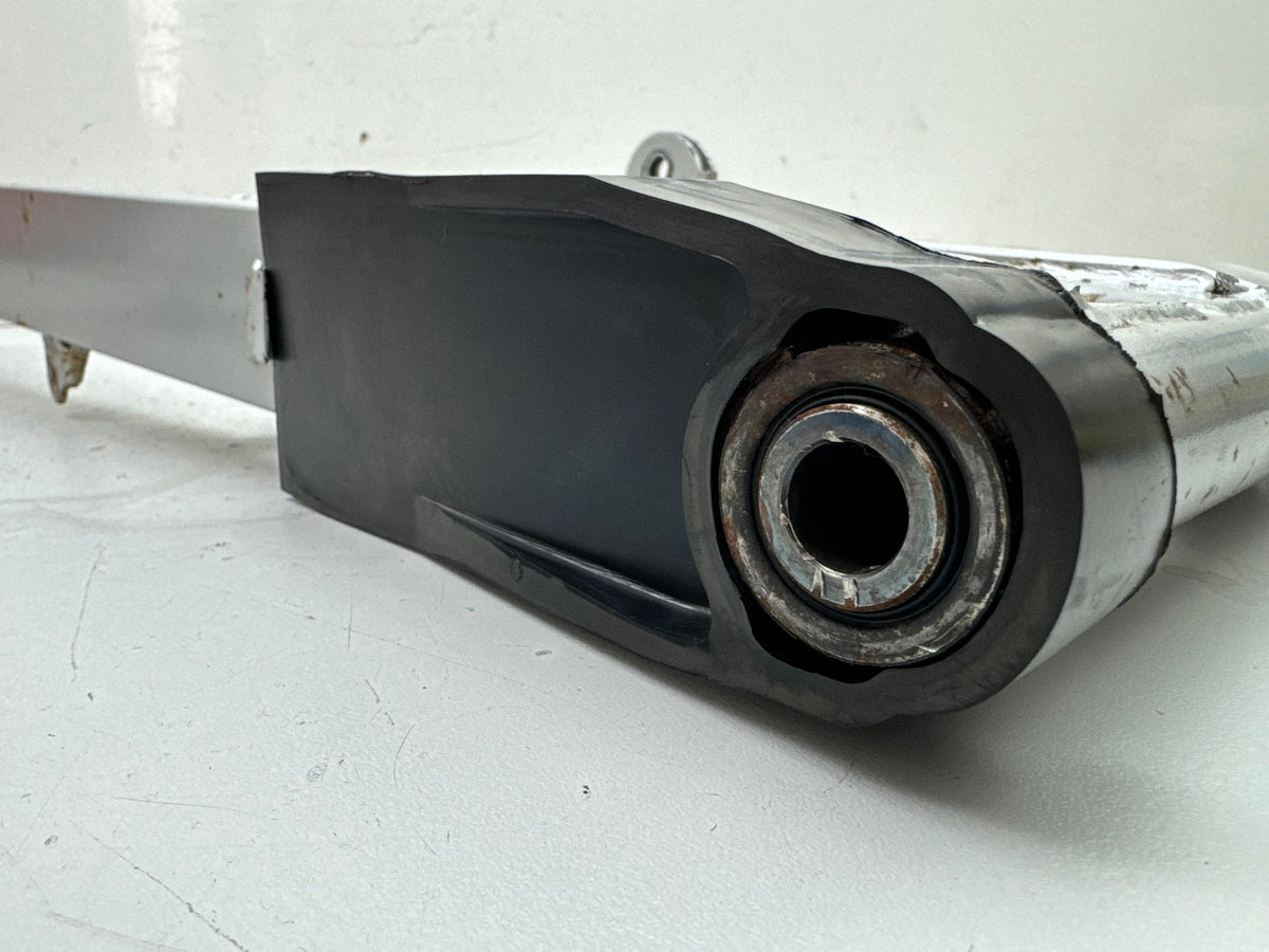 KAWASAKI EL 250 B Eliminator Schwinge Hinterradschwinge Swingarm (für Felge)