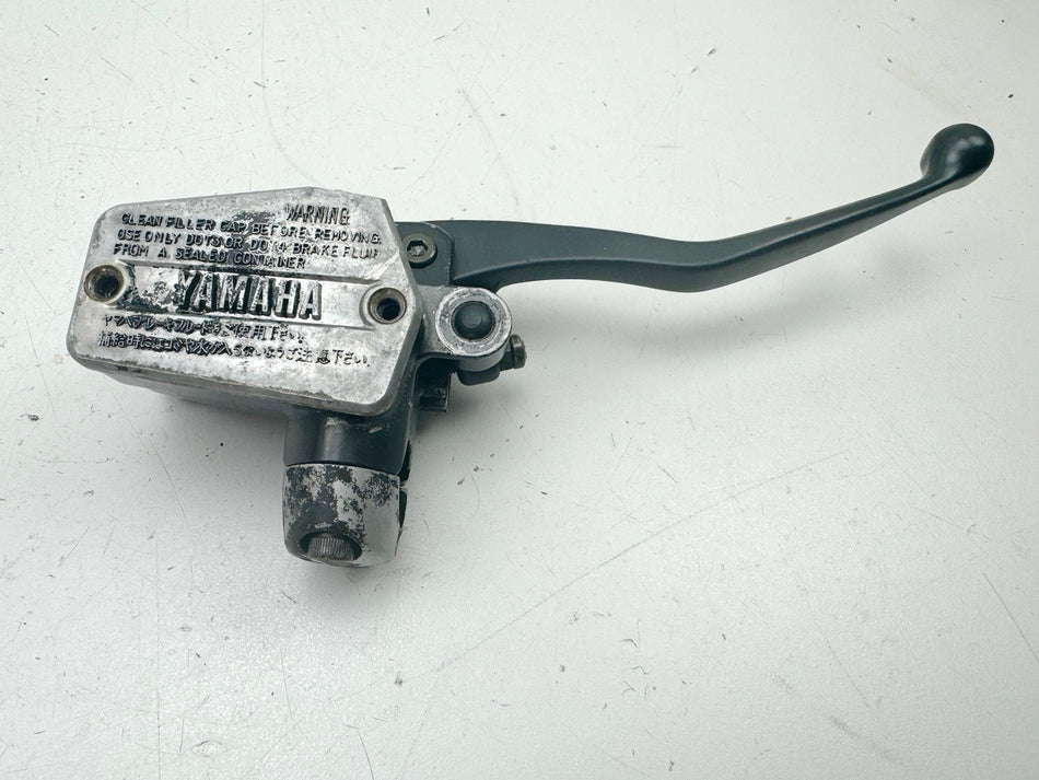 YAMAHA FZX 750 2MU (2JE) Cilindro de freno derecho Bomba de freno Cilindro maestro