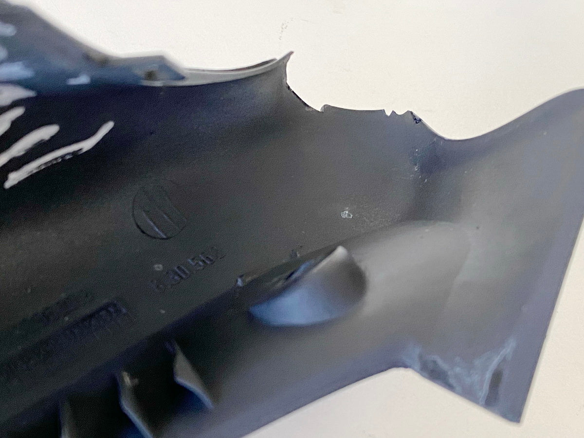 BMW C1 125 200 ABS Verkleidung Spiegelfuß rechts Abdeckung Spiegel Cover Blende