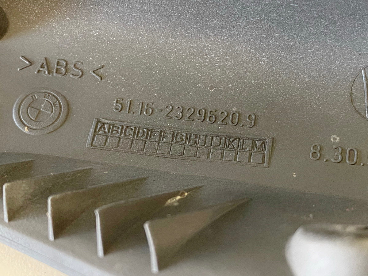 BMW C1 125 200 ABS Verkleidung Spiegelfuß rechts Abdeckung Spiegel Cover Blende