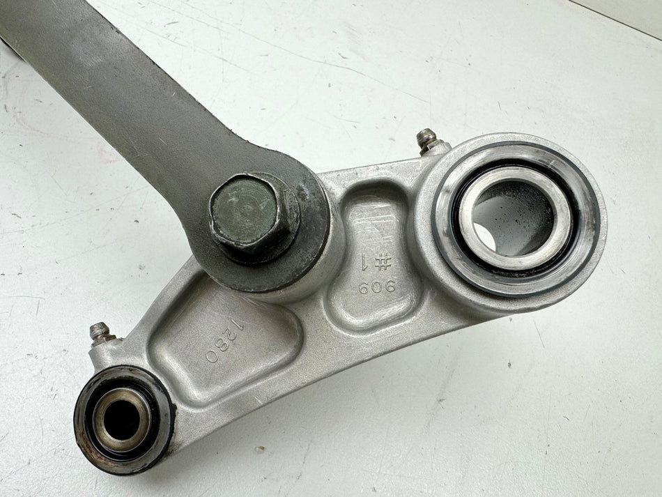Kawasaki VN 800 Drifter C/E Federbein Umlenkung Umlenkhebel (für Stoßdämpfer)