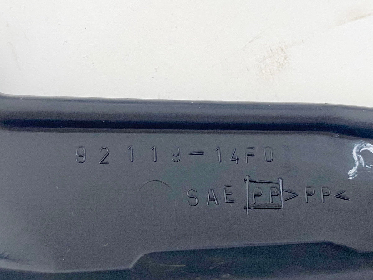 SUZUKI AN 400 WVAU BURGMAN Tapa guantera izquierda carenado moldura K1 K2