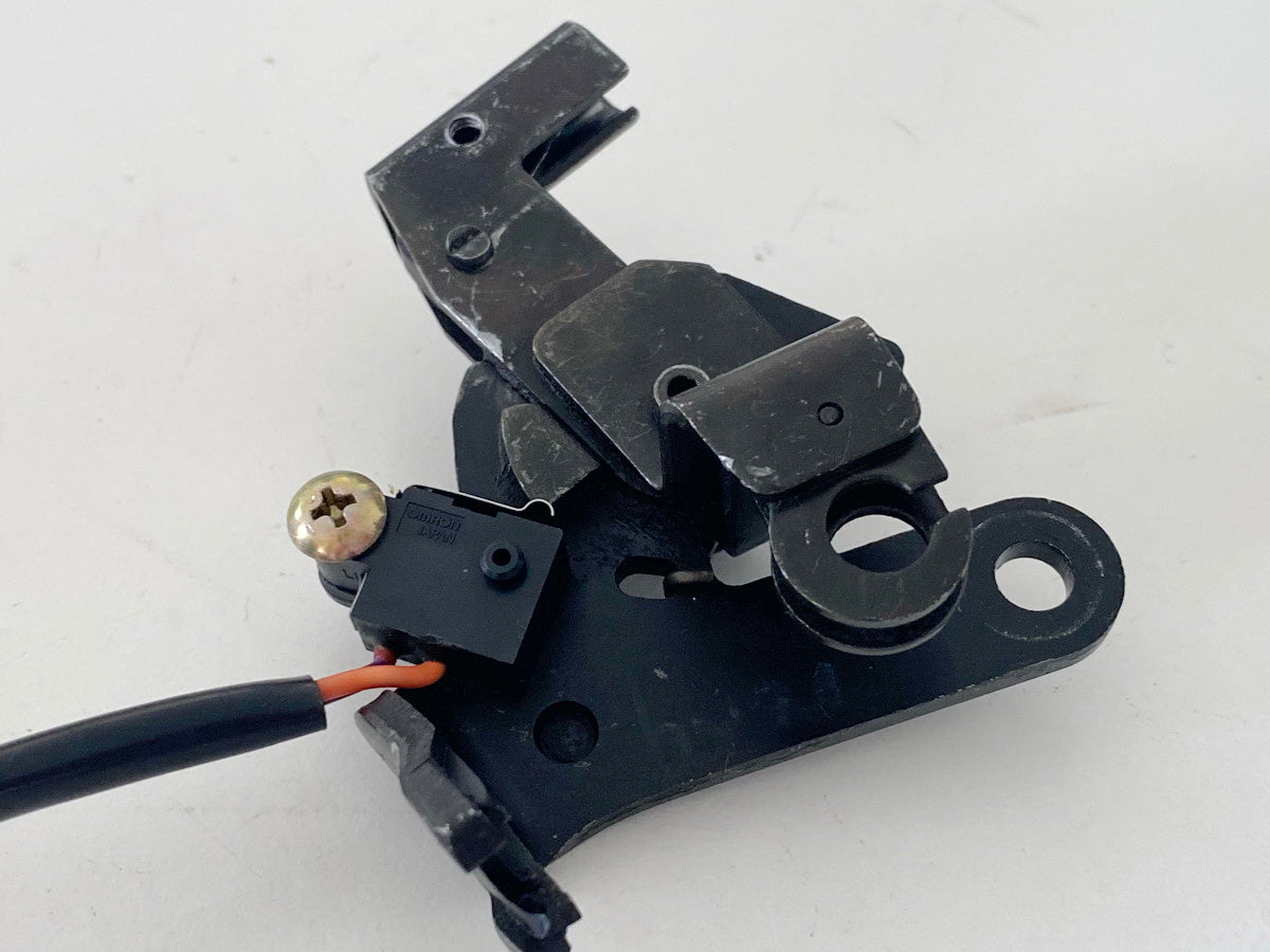 SUZUKI AN 400 WVAU BURGMAN Lever Parking Brake Holder Brake Light Switch K1 K2