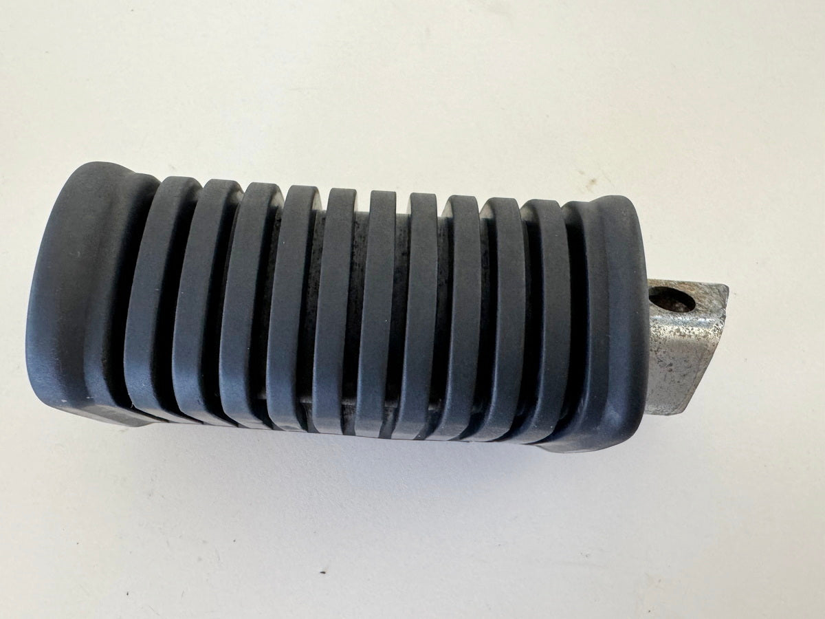 KAWASAKI EL 250 B Eliminator Footrest Rider Left Front Footrest Rubber