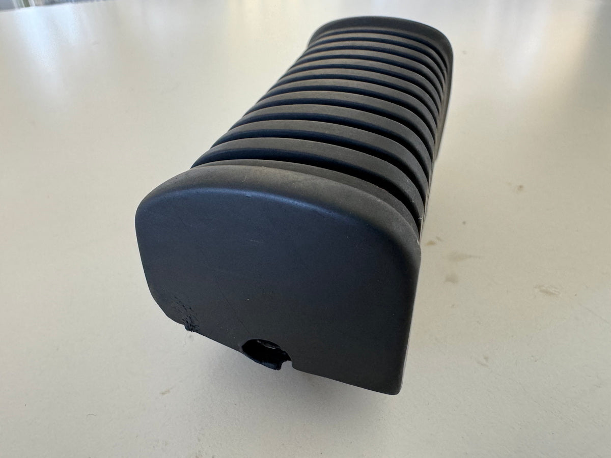 KAWASAKI EL 250 B Eliminator Footrest Rider Left Front Footrest Rubber