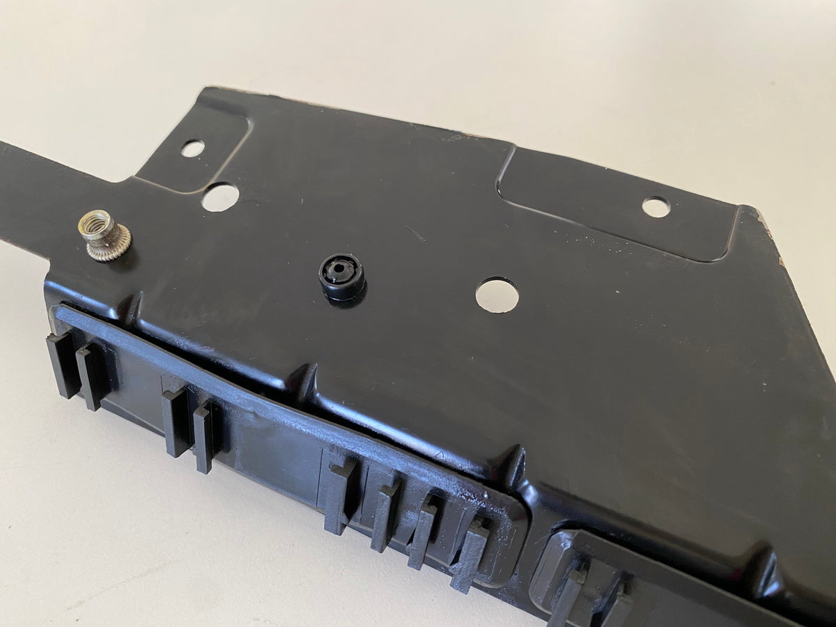 BMW C1 125 200 ABS Holder Plug Retaining Plate Carrier Plate Electronics