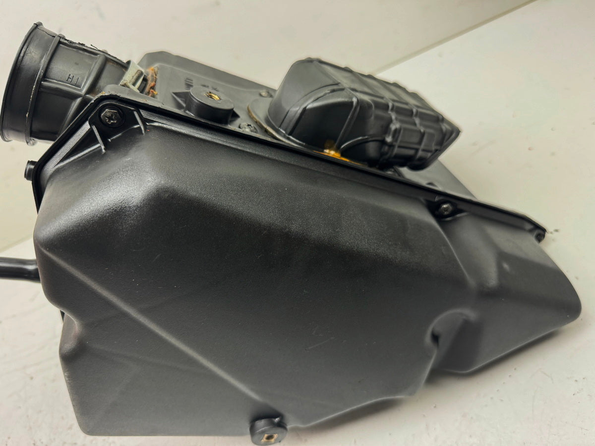 HONDA NX 650 RD08 DOMINATOR Airbox Air Filter Box Air Filter Housing 23236 km