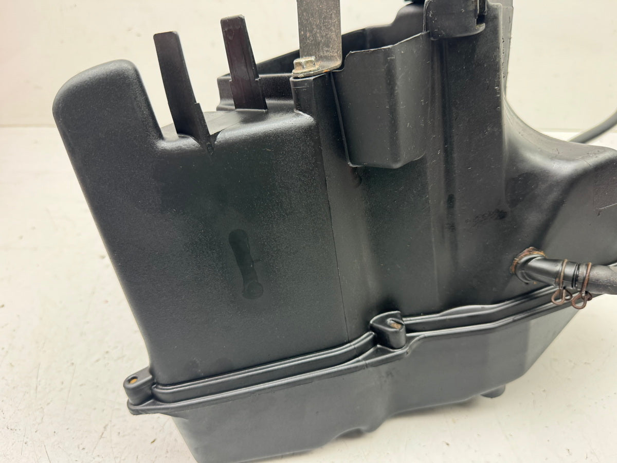 HONDA NX 650 RD08 DOMINATOR Airbox Air Filter Box Air Filter Housing 23236 km