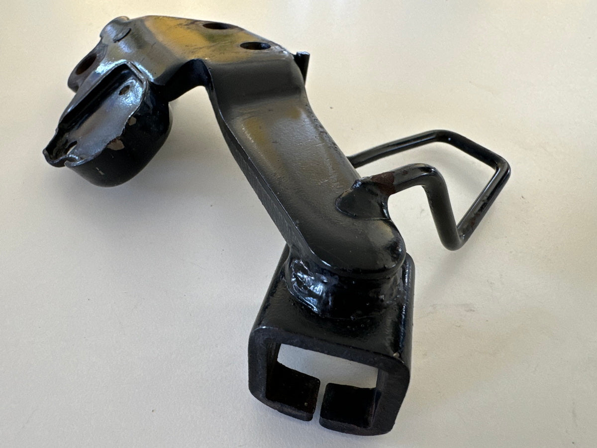 KAWASAKI EL 250 B Eliminator Soporte estribera lado izquierdo conductor Soporte estribera
