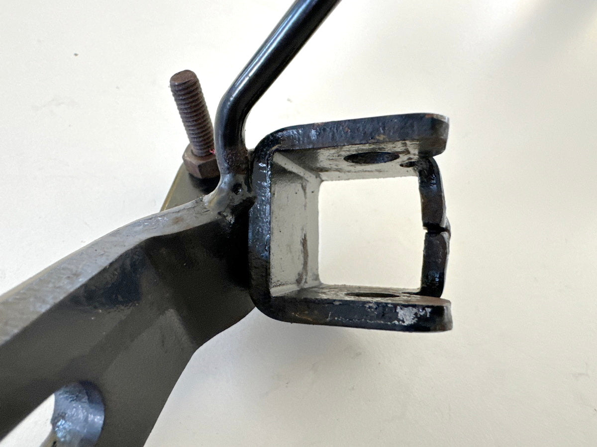 KAWASAKI EL 250 B Eliminator Soporte estribera lado derecho piloto estribera