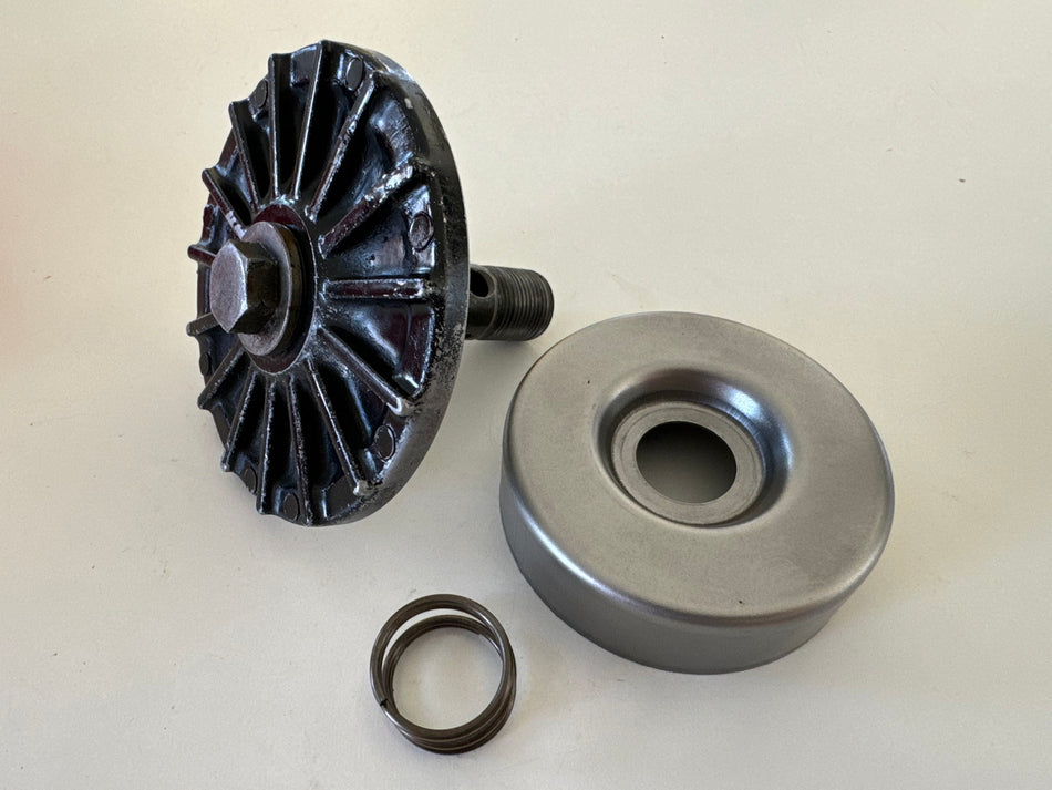 KAWASAKI EL 250 B Eliminator Halterung Ölfilter Aufnahme Motordeckel Ventil