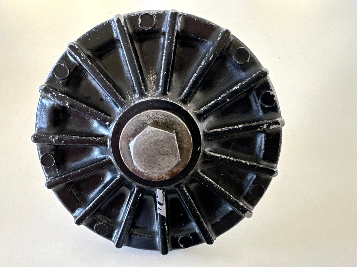 KAWASAKI EL 250 B Eliminator Halterung Ölfilter Aufnahme Motordeckel Ventil