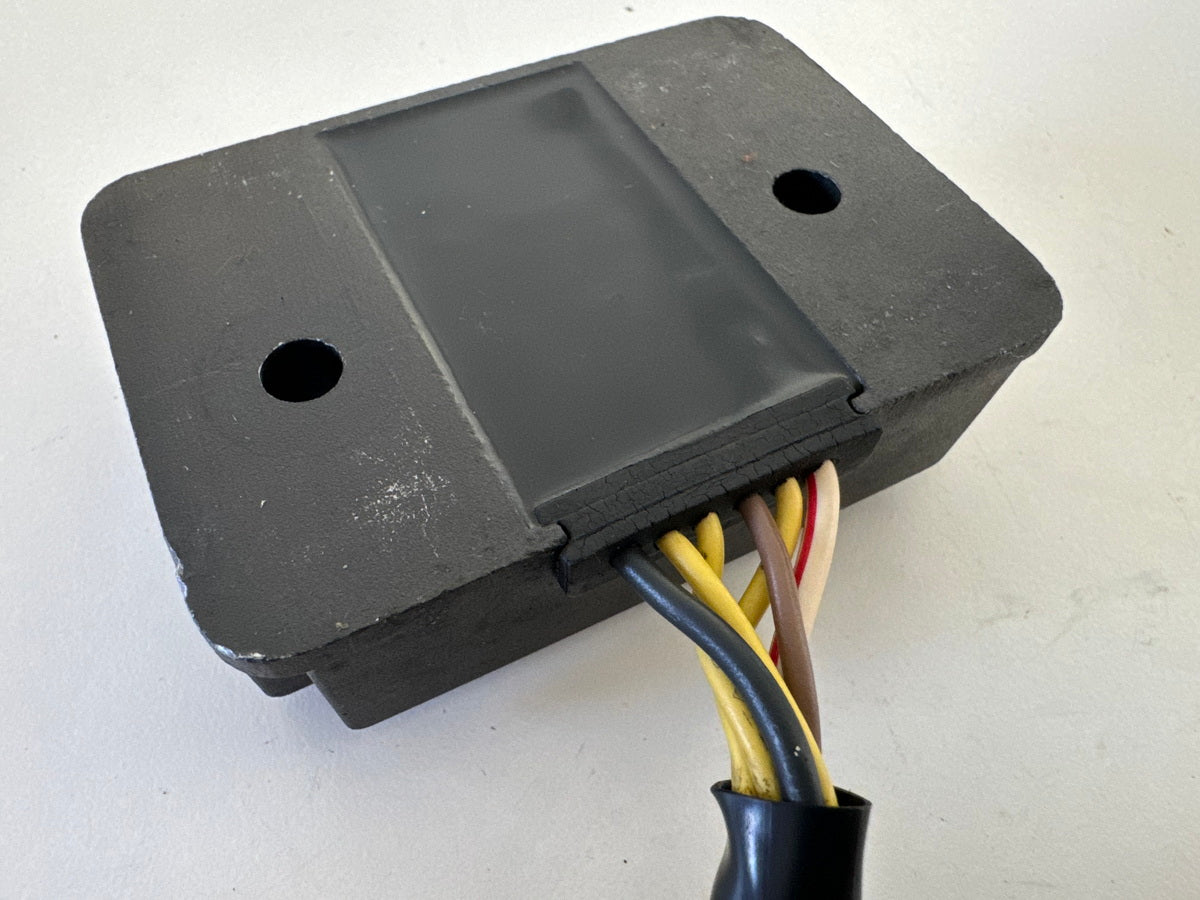 KAWASAKI EL 250 B Eliminator Regulator Rectifier Voltage Regulator