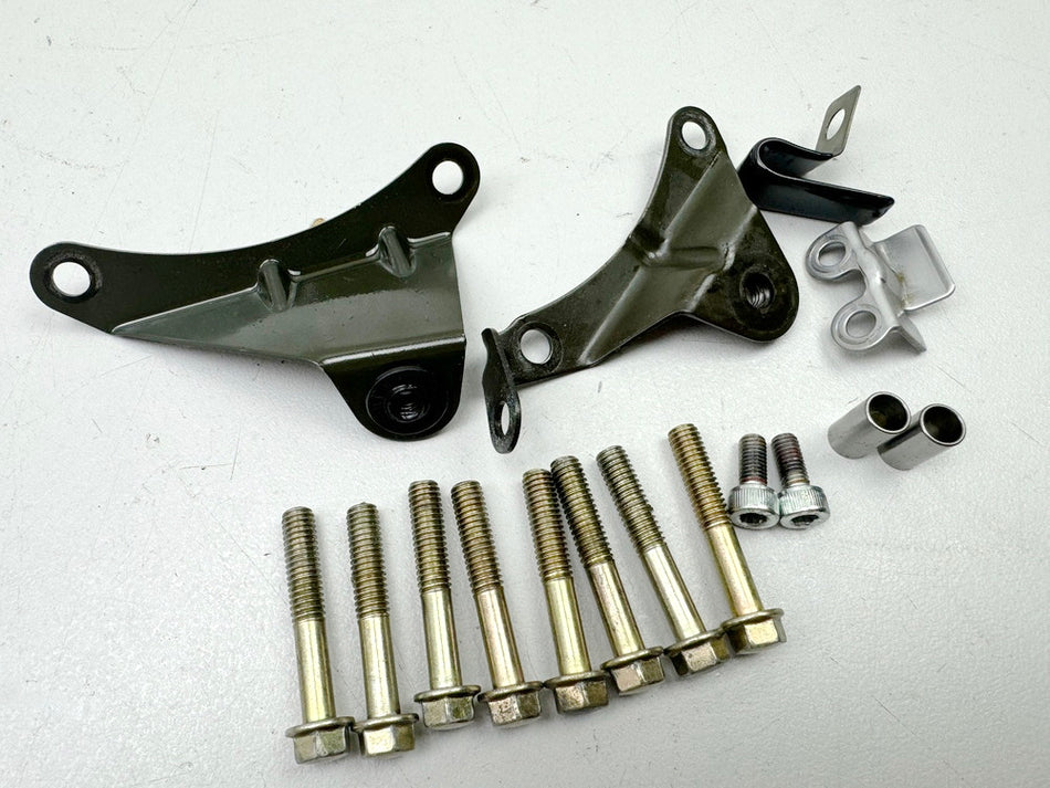 KAWASAKI ZX-6R 636 C Schrauben Limadeckel Motordeckel Halter für Motor 05-06