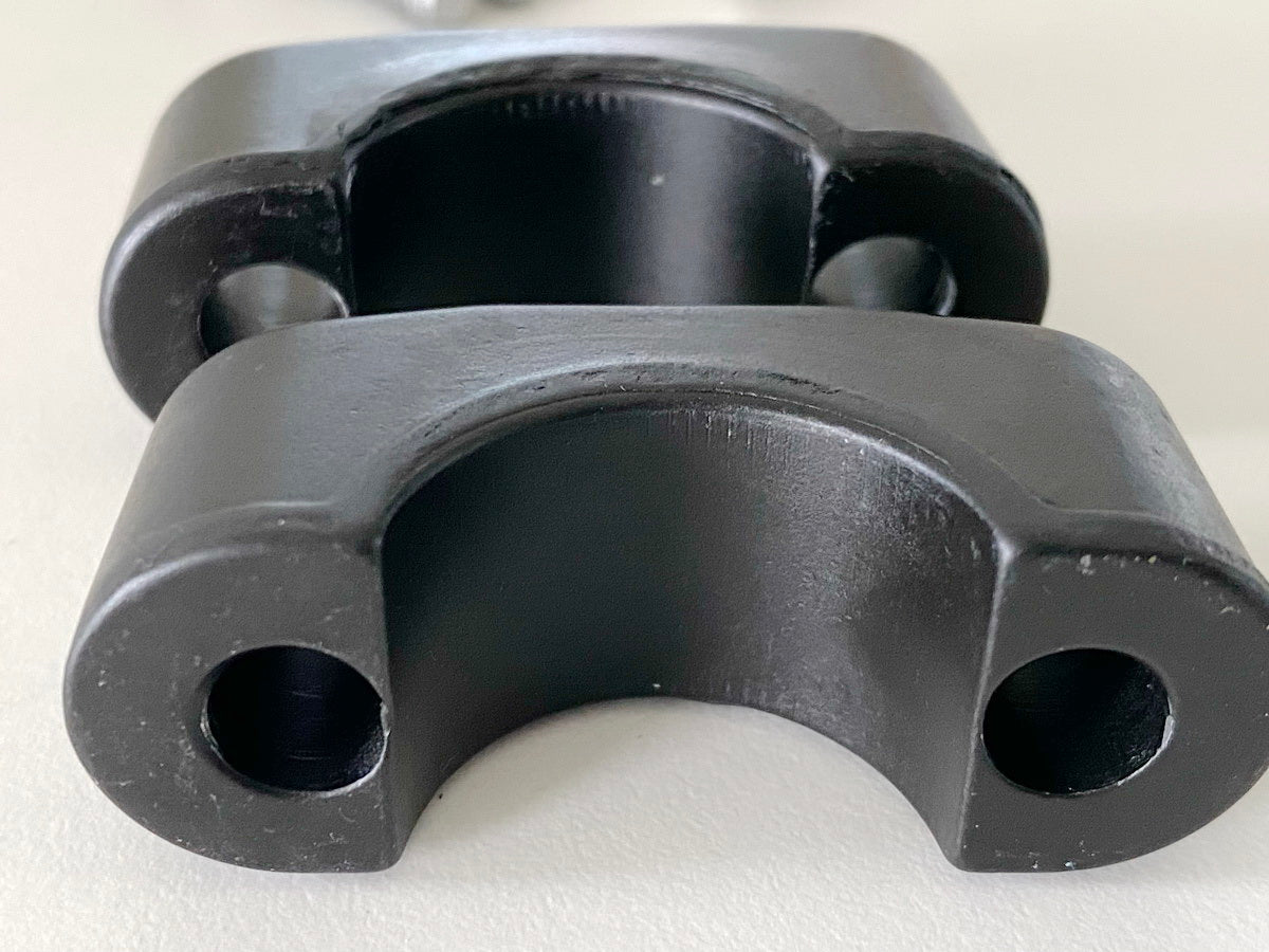 BMW K 1200 LT A K2LT Lenkerklemmung oben Halter Lenker Lenkrohr Schrauben