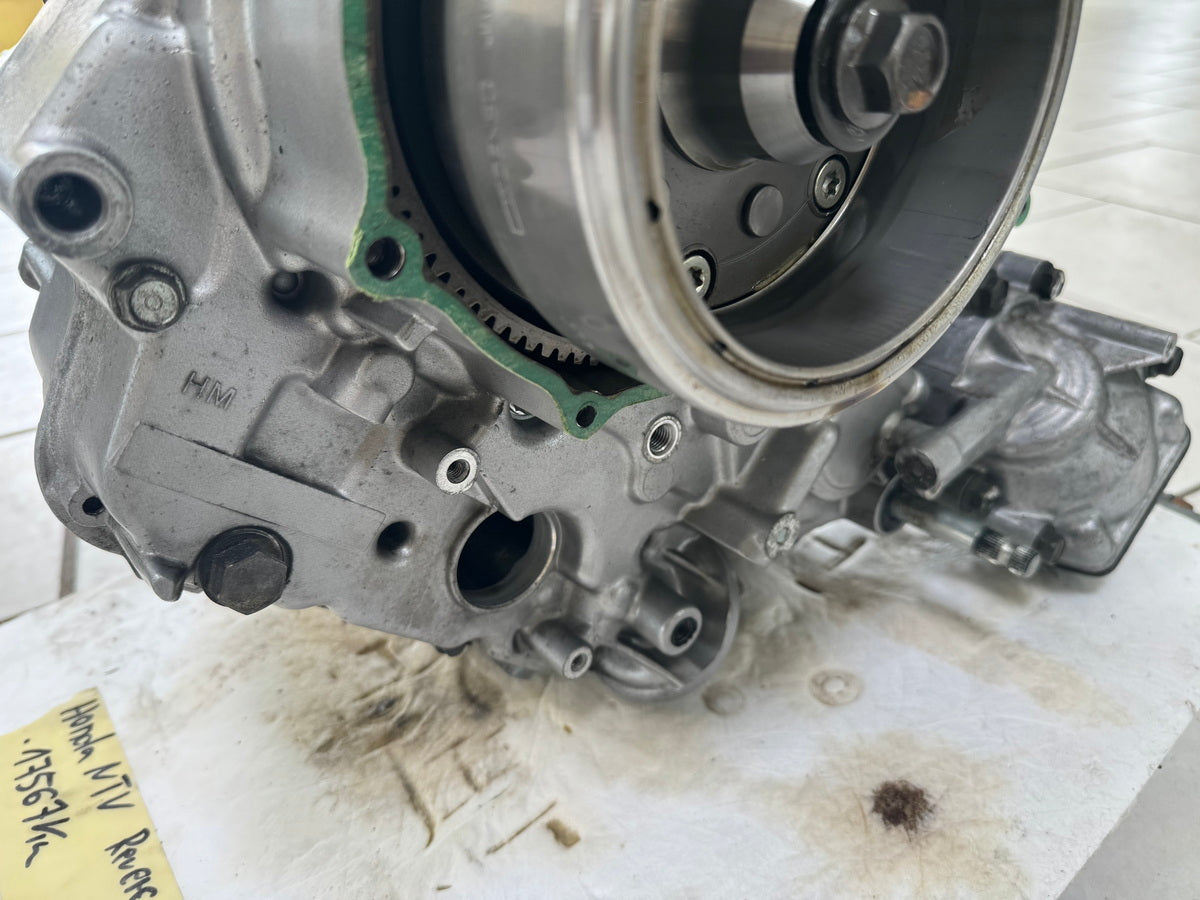 HONDA NTV 650 RC33 REVERE Motor Kurbelwelle Zylinderkopf Getriebe Kupplung 17567