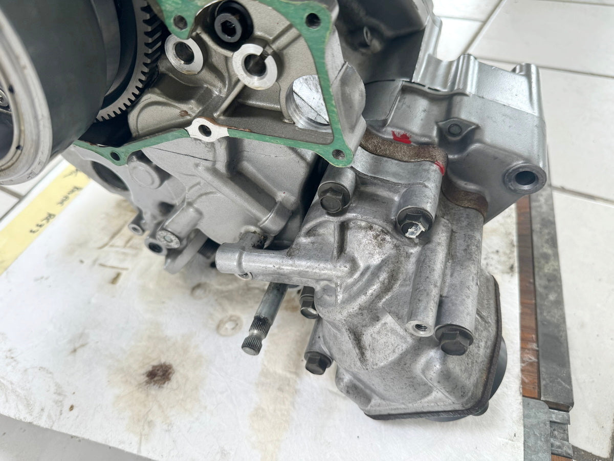 HONDA NTV 650 RC33 REVERE Motor Kurbelwelle Zylinderkopf Getriebe Kupplung 17567