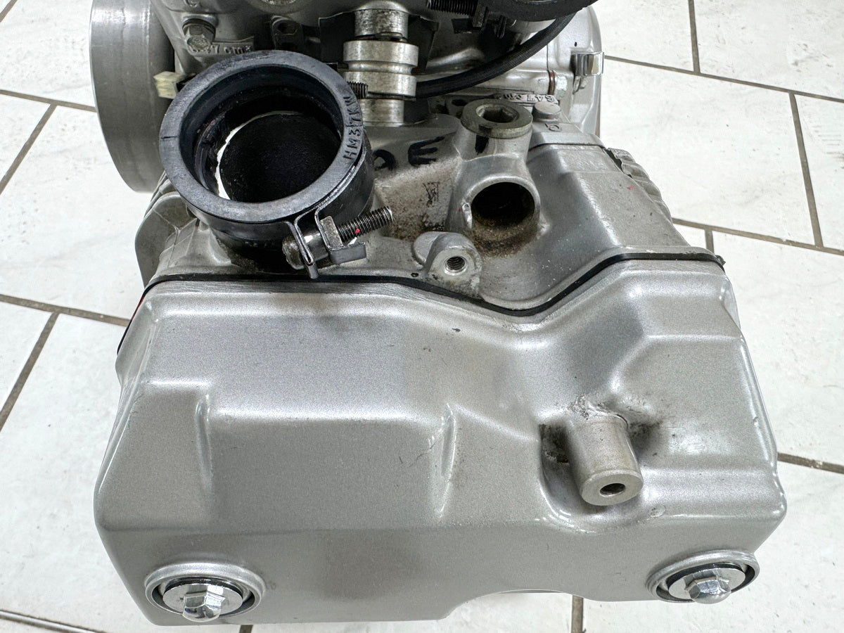HONDA NTV 650 RC33 REVERE Motor Kurbelwelle Zylinderkopf Getriebe Kupplung 17567
