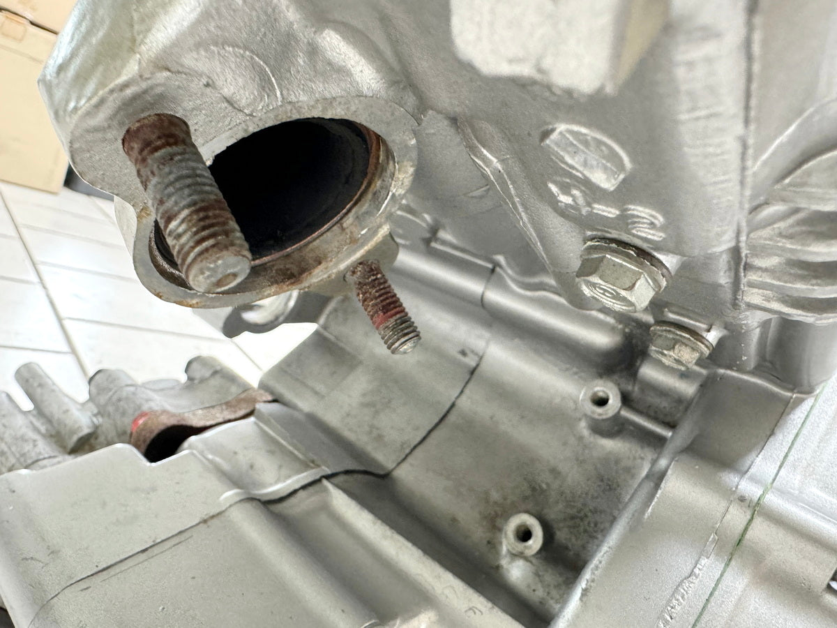 HONDA NTV 650 RC33 REVERE Motor Kurbelwelle Zylinderkopf Getriebe Kupplung 17567