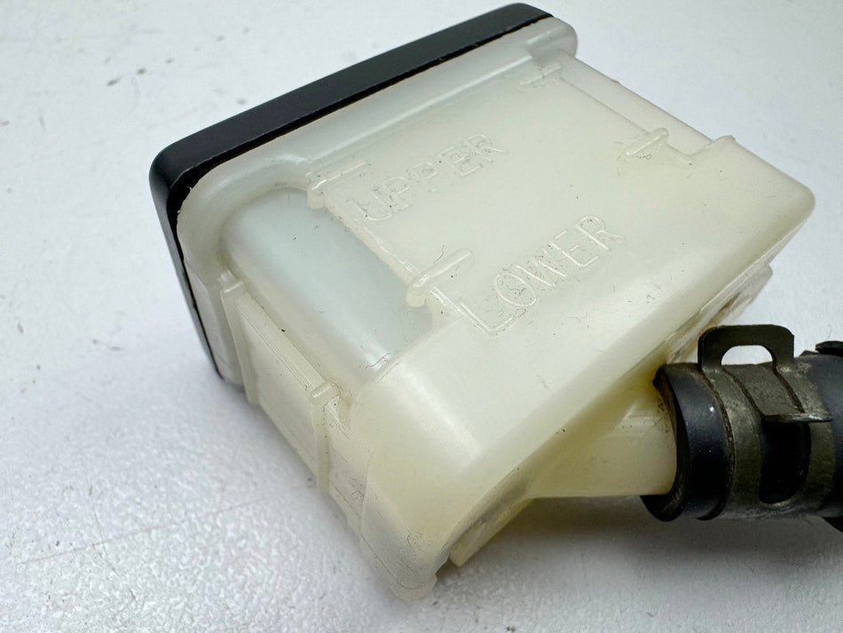 Depósito de líquido de frenos trasero para cilindro de freno HONDA NX 650 RD08 DOMINATOR