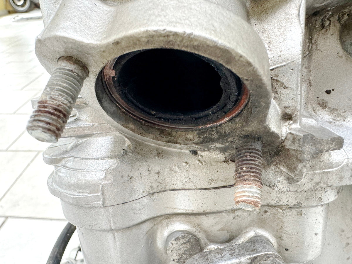HONDA NTV 650 RC33 REVERE Motor Kurbelwelle Zylinderkopf Getriebe Kupplung 17567