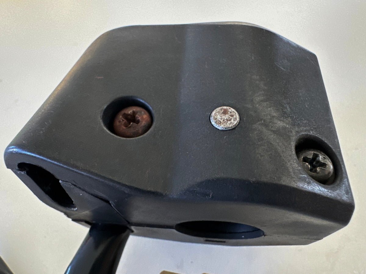 KAWASAKI EL 250 B Eliminator Handlebar Switch Right Switch Emergency Stop Kill