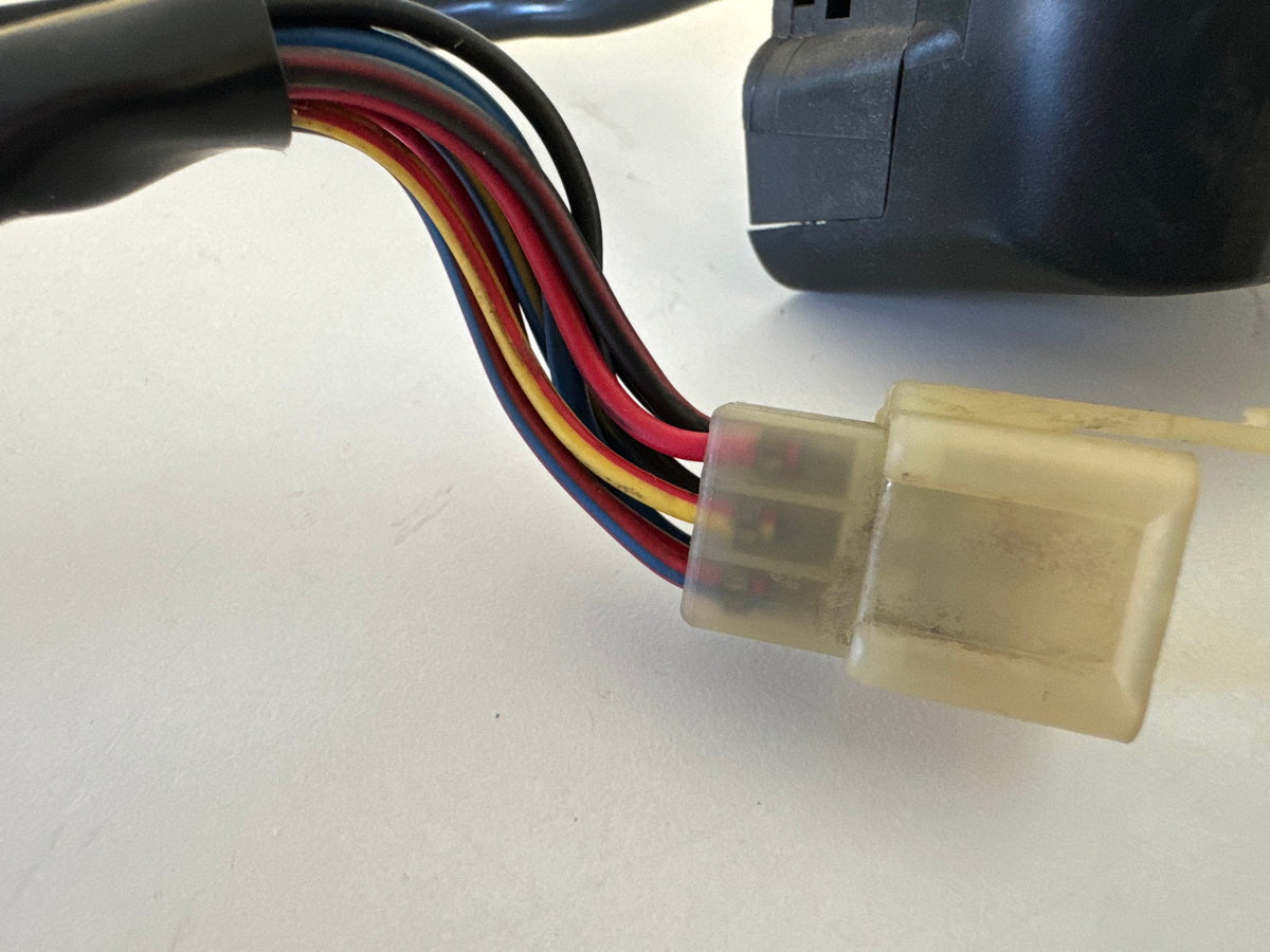 KAWASAKI EL 250 B Eliminator Handlebar Switch Right Switch Emergency Stop Kill