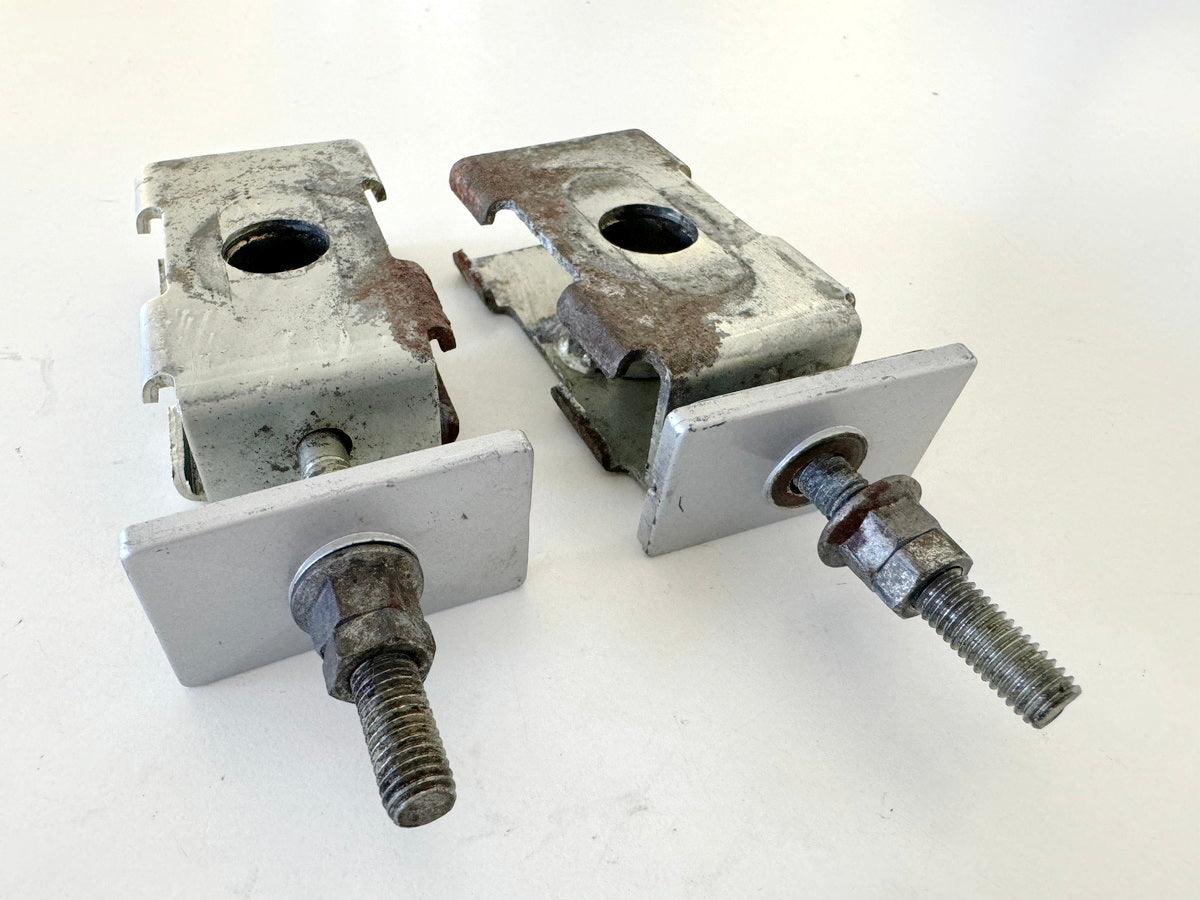 KAWASAKI EL 250 B Eliminator Kettenspanner links rechts (für Schwinge)