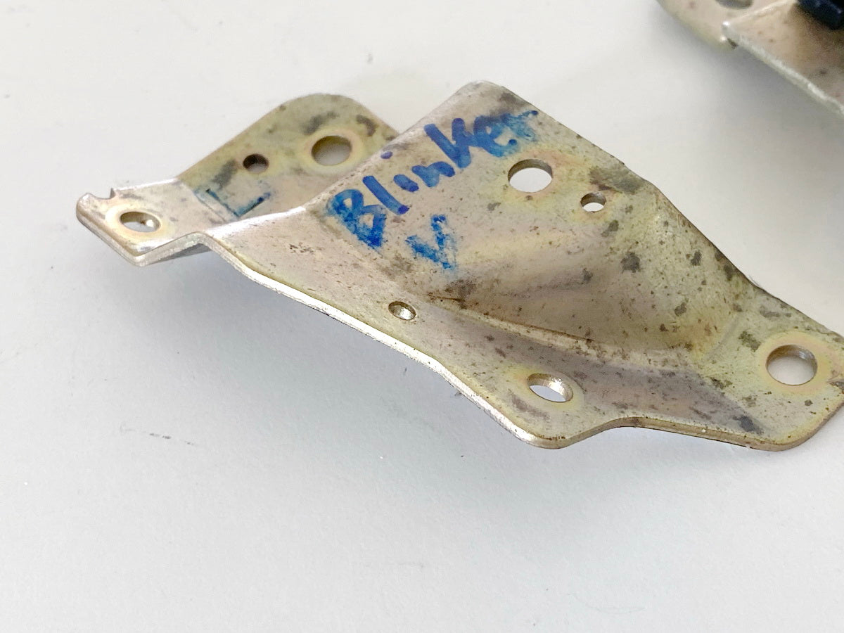 SUZUKI AN 400 WVAU BURGMAN Holder Turn Signal Front Headlight Mounting Plate K1 K2