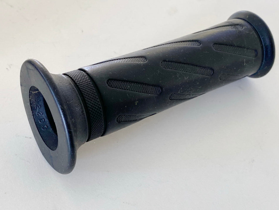 SUZUKI AN 400 WVAU BURGMAN Throttle Grip Handlebar Grips (Handlebar) K1 K2