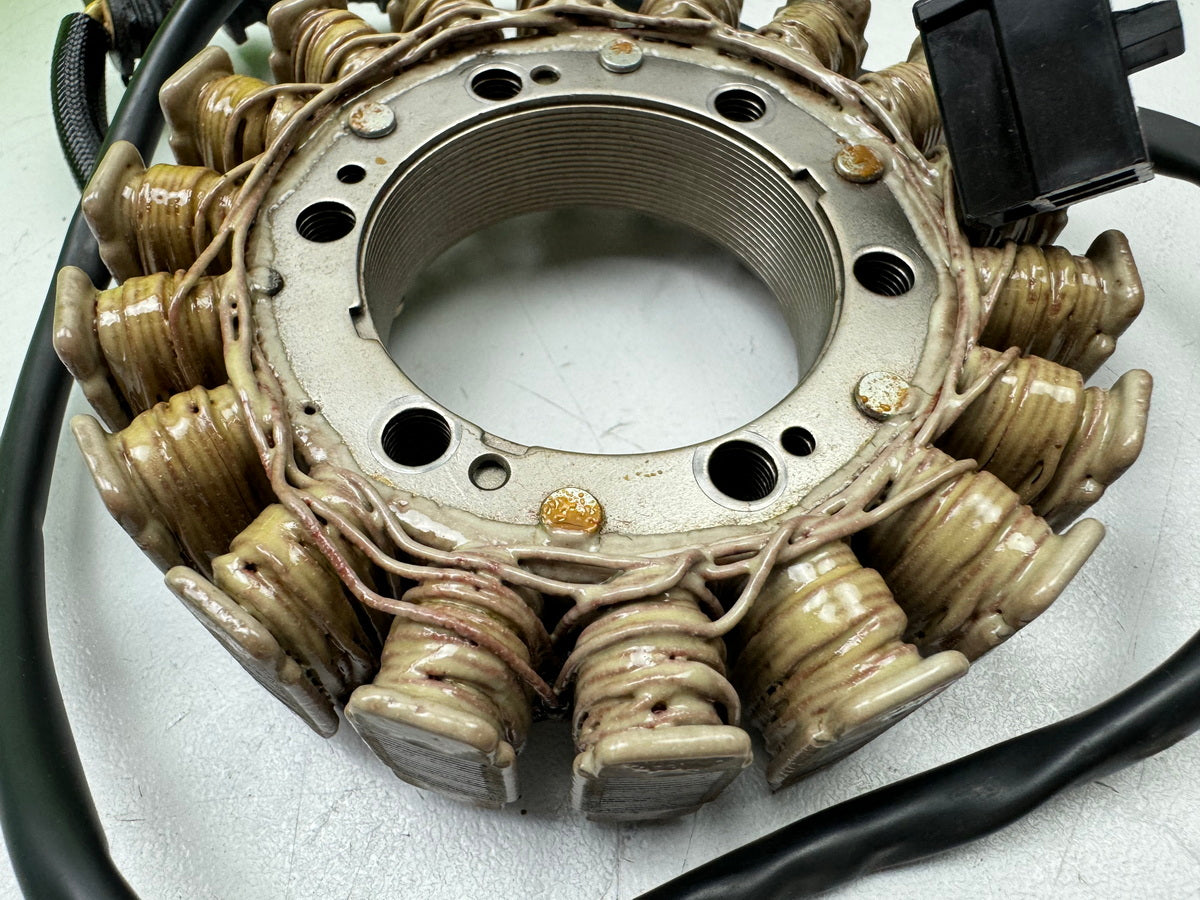HONDA NTV 650 RC33 REVERE Lima Stator original Generator Alternator for Engine