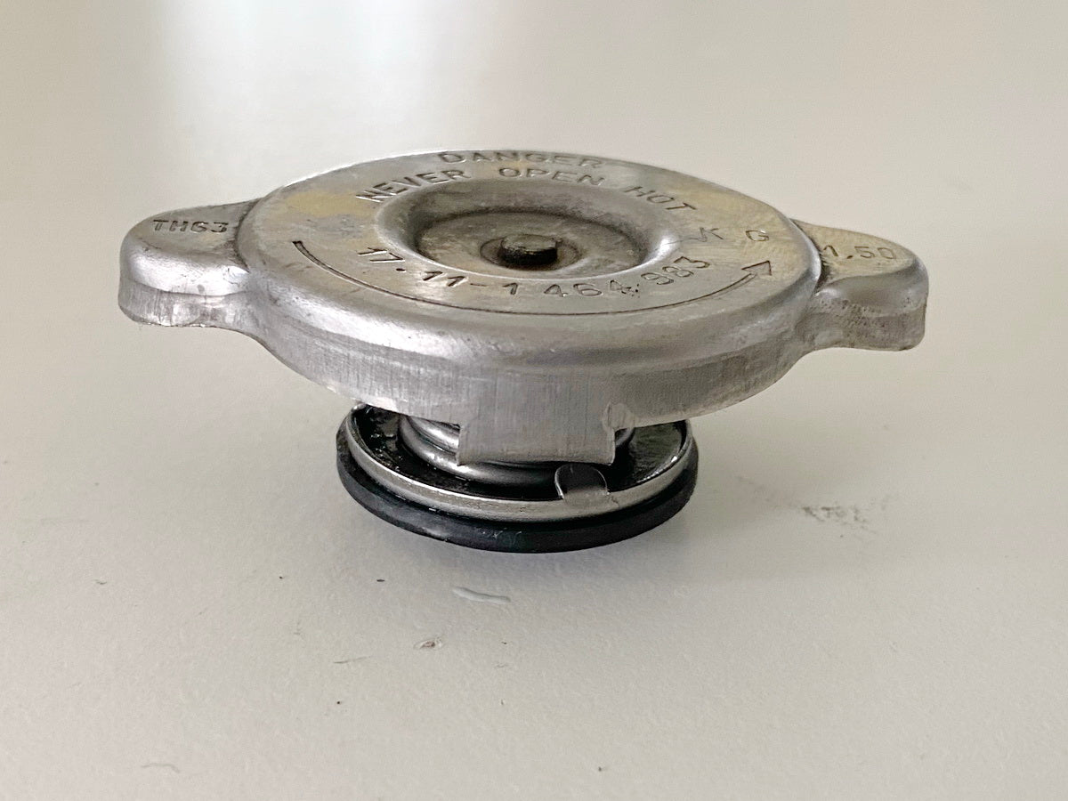 BMW K 1200 LT A K2LT Kühlerdeckel Verschluß Kappe Kühler Stutzen Deckel Cover