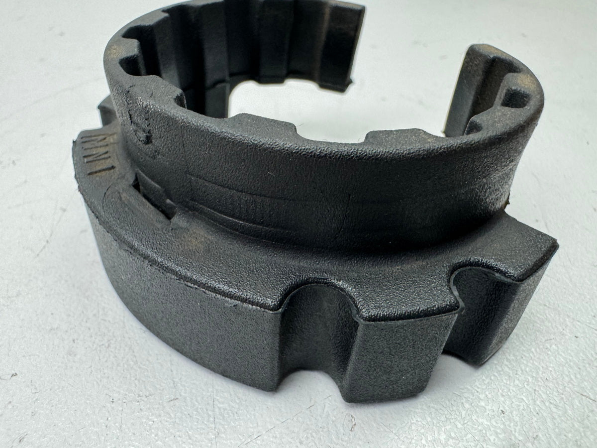 HONDA NX 650 RD08 DOMINATOR Gummis Tank Dämpfer Auflage Halterung Benzintank