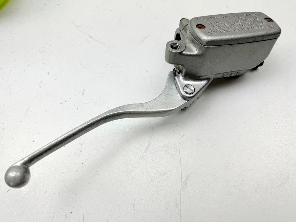 HONDA NTV650 RC33 REVERE Bremszylinder vorn Nissin Bremspumpe Hauptbremszylinder