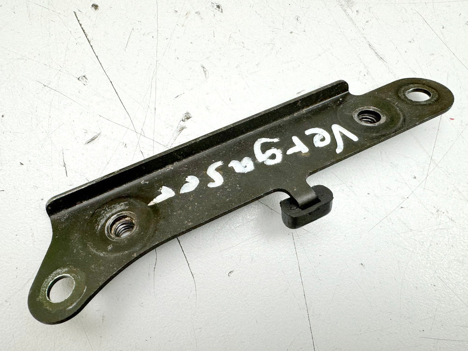 Kawasaki VN 800 Drifter C E Soporte Carburador Placa de sujeción Caja de aire Tirante