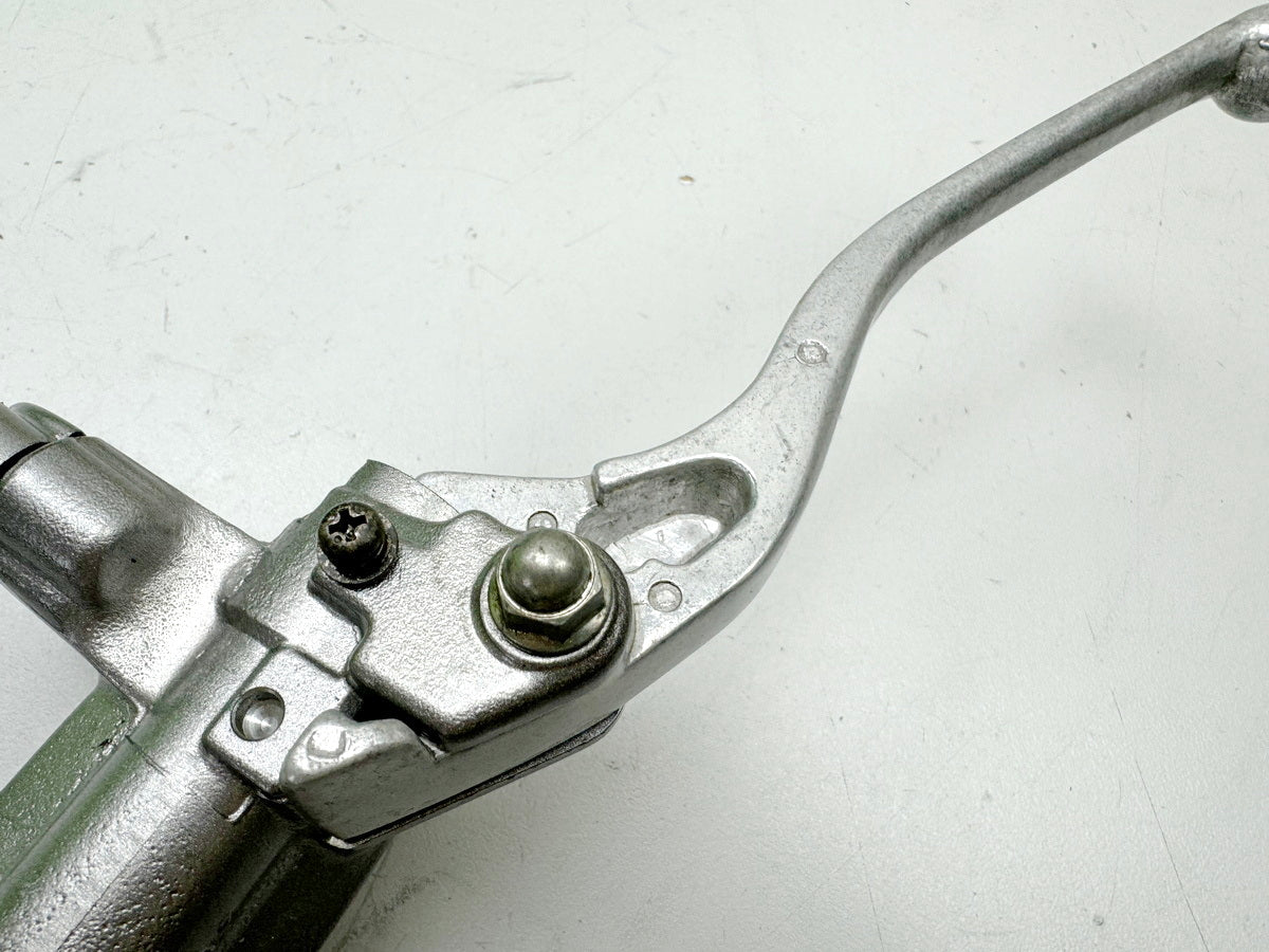 HONDA NTV650 RC33 REVERE Bremszylinder vorn Nissin Bremspumpe Hauptbremszylinder