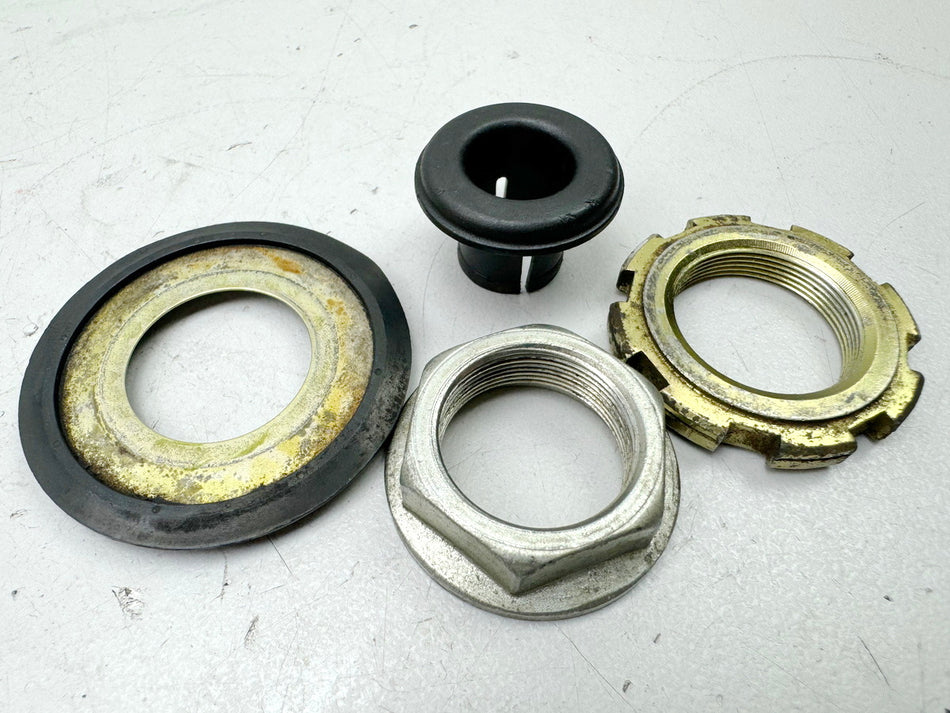 HONDA NX 650 RD08 DOMINATOR Tuerca de seguridad tija superior horquilla rosca