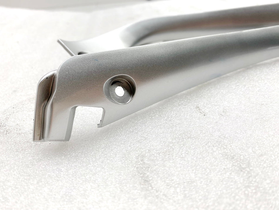 SUZUKI AN 400 WVAU BURGMAN Abdeckung Soziusgriff Verkleidung Cover Blende K1 K2