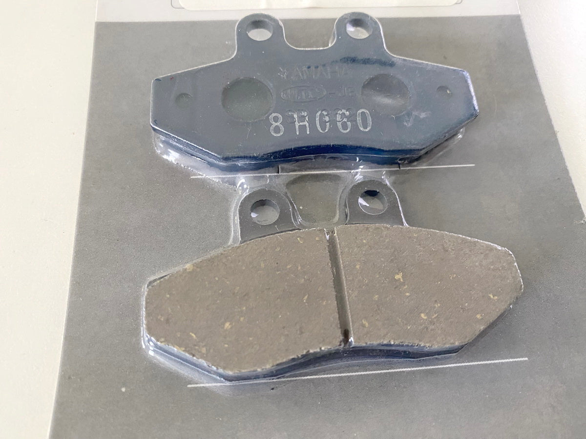 Yamaha Bremsbelag Satz Bremsbeläge vorn original 5NW-W0045-00 Beluga Cygnus NEU