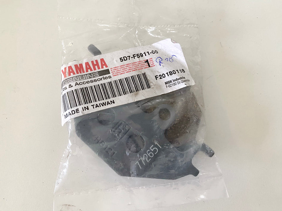 Yamaha Bremsbelag Satz Bremsbeläge hinten original 5D7-F5911-00 MT125 YZF - NEU