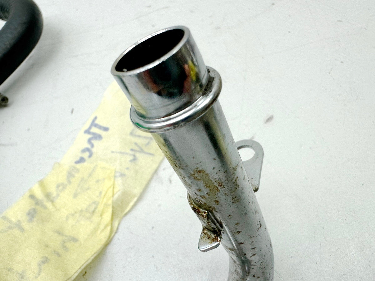 HONDA NTV 650 RC33 REVERE Kühlerschlauch Rohr Thermostat zum Zylinderkopf Motor